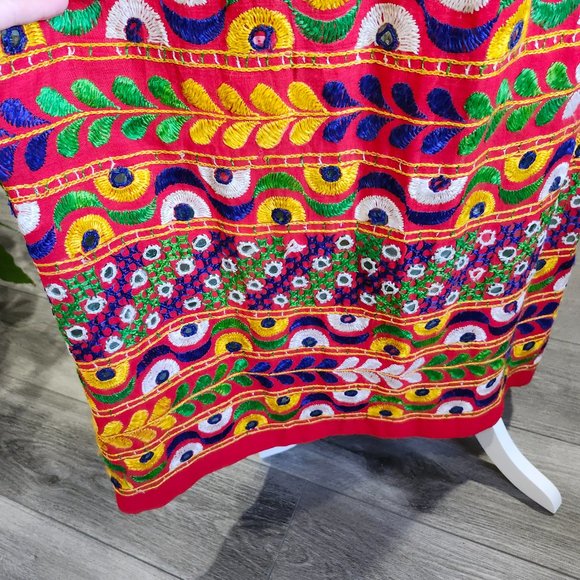 Vintage 1950's Indian Embroidered Mirrorwork Floral Skirt - Picture 15 of 15